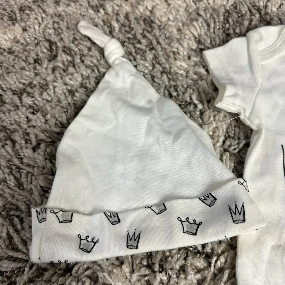 Rae Dunn Hello World Onesie Bodysuit Hat Set Baby Boy Girl 3-6 Months
